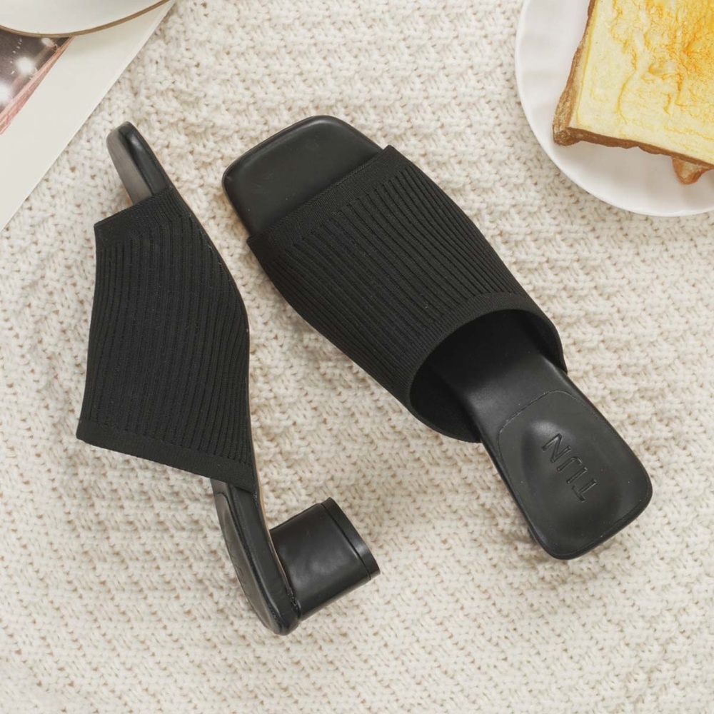 TIJN black sandal mules